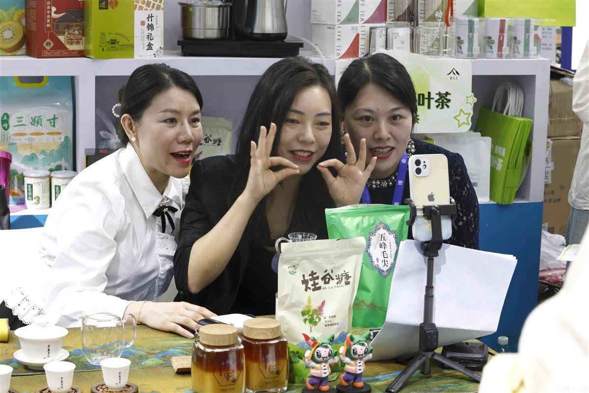 佰利集团陈俊廷